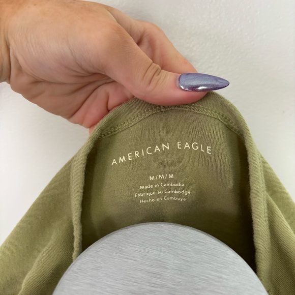American Eagle green cinch crop top - Picture 3 of 3